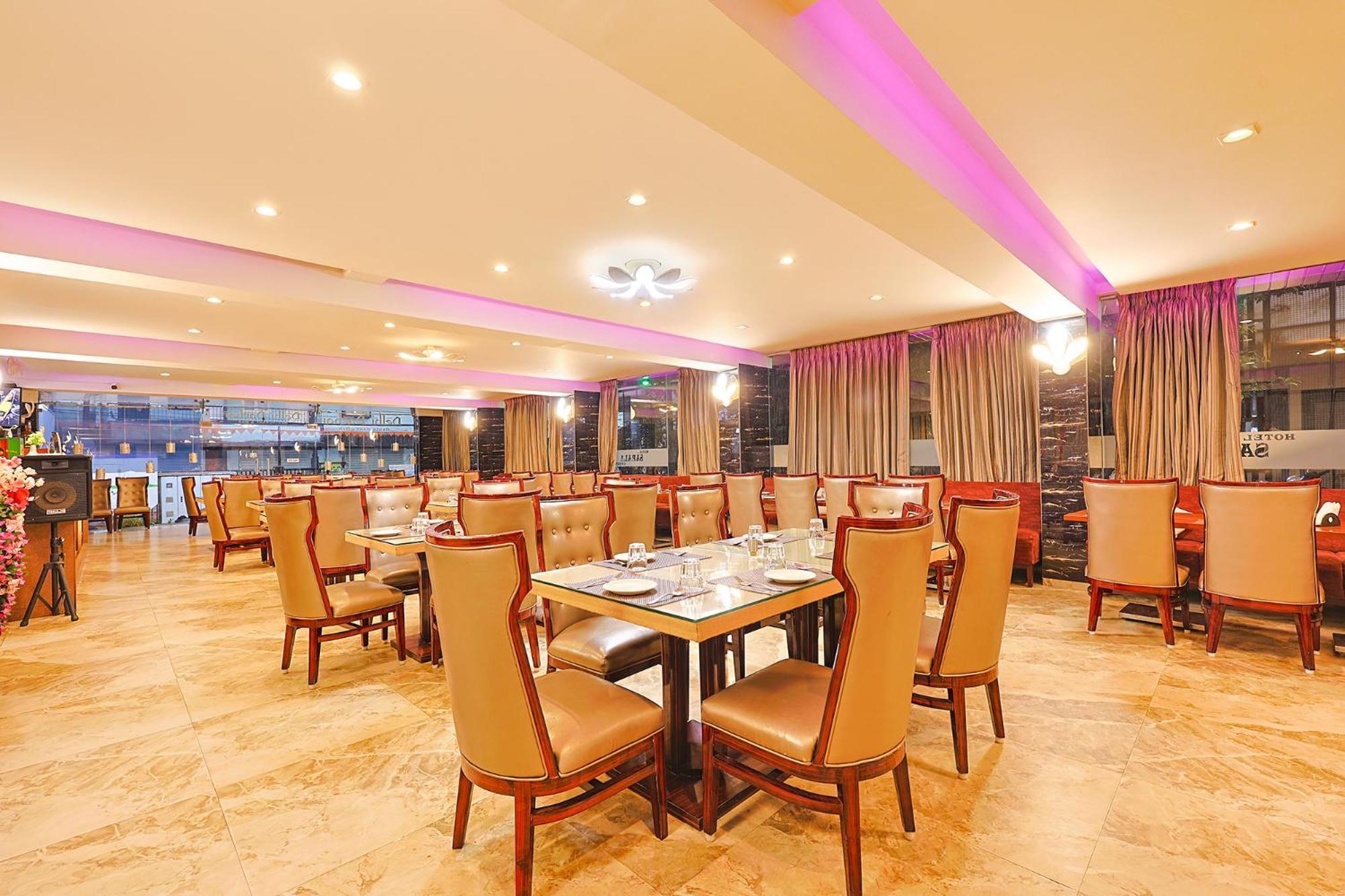 Fabhotel Prime Sarala Crown With Pool - Nr Calangute Beach Exteriör bild