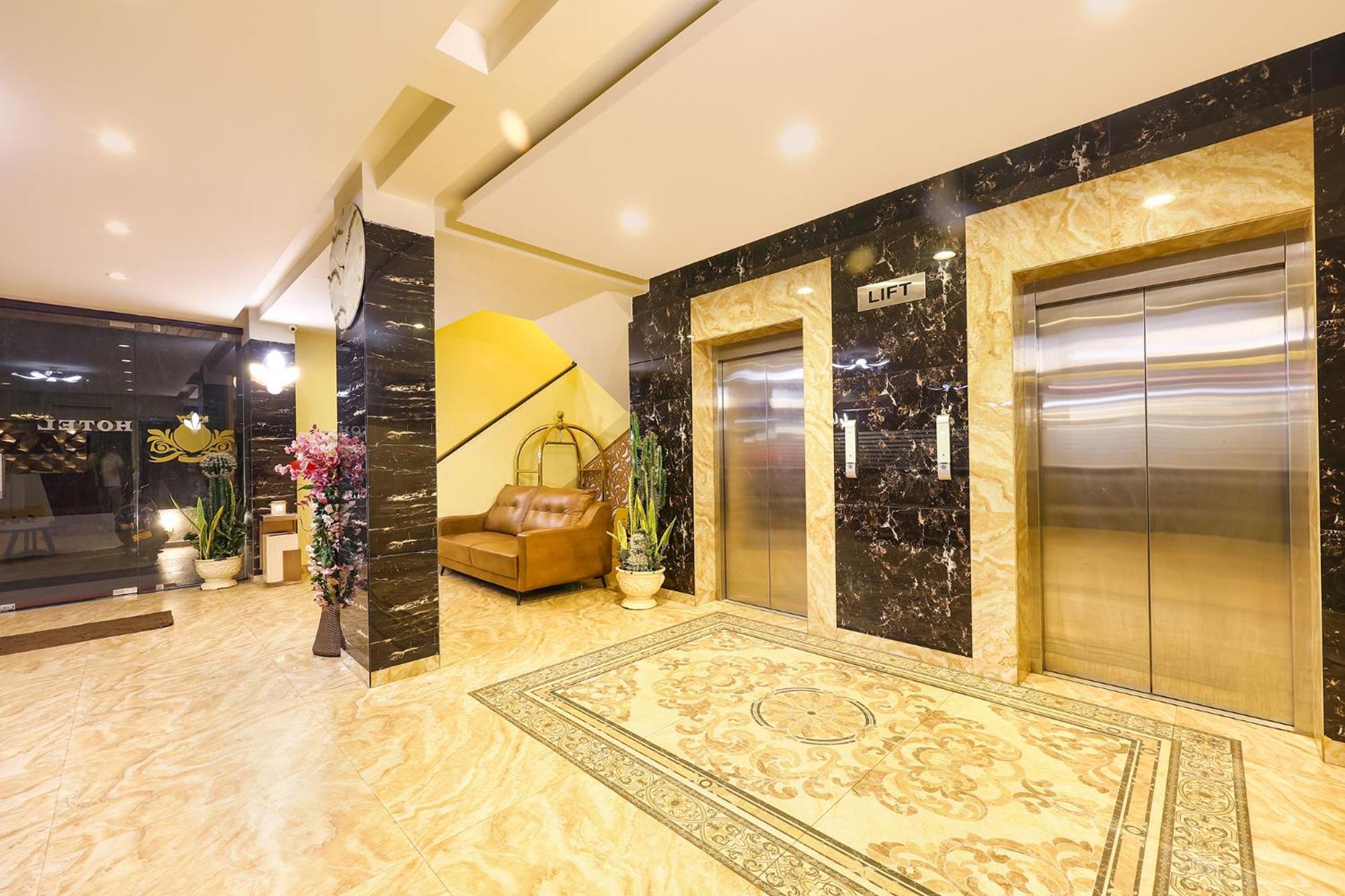 Fabhotel Prime Sarala Crown With Pool - Nr Calangute Beach Exteriör bild