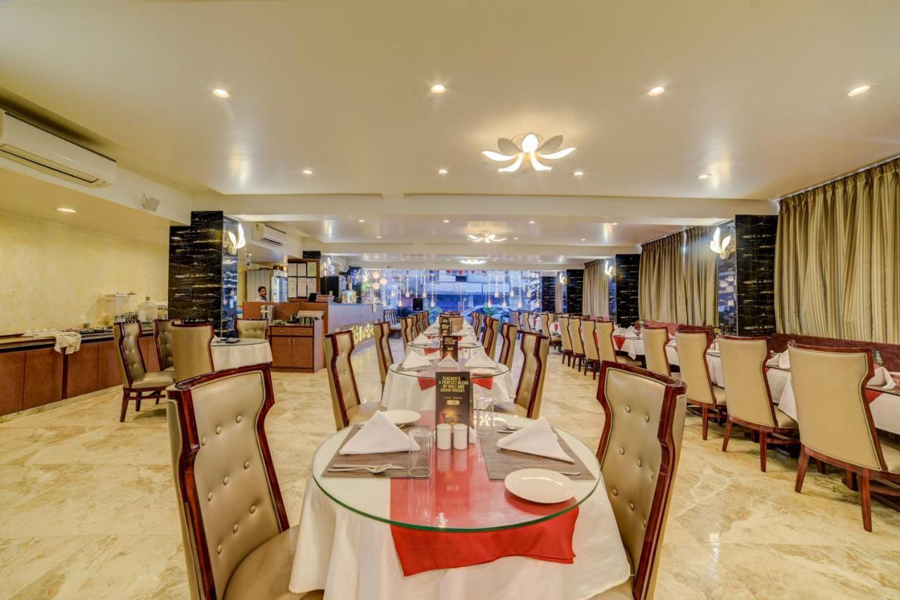 Fabhotel Prime Sarala Crown With Pool - Nr Calangute Beach Exteriör bild