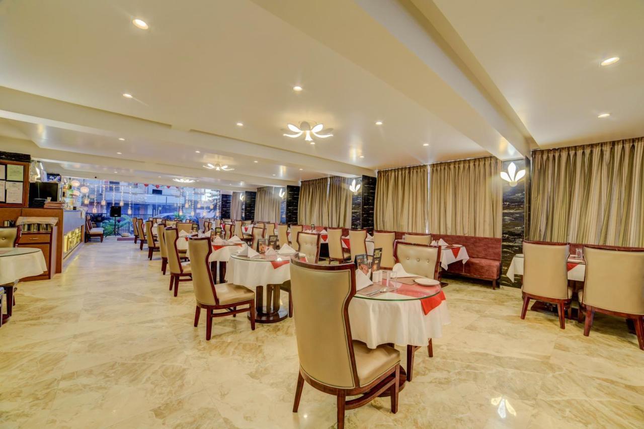 Fabhotel Prime Sarala Crown With Pool - Nr Calangute Beach Exteriör bild